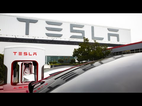 TESLA STOCK SPLIT 2022: should you invest?