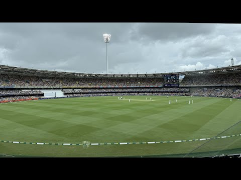 LIVE FROM GABBA: RAIN INTERRUPTS PLAY, DARK CLOUDS LOOM, DAY 1 WASHED OUT? | IND vs AUS BRISBANE